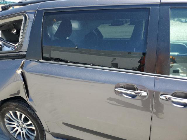 2020 TOYOTA SIENNA XLE 5TDYZ3DCXLS073313