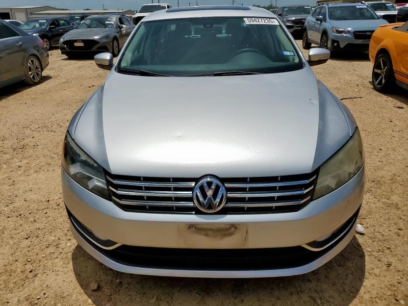2015 VOLKSWAGEN PASSAT SEL 1VWCV7A37FC053864