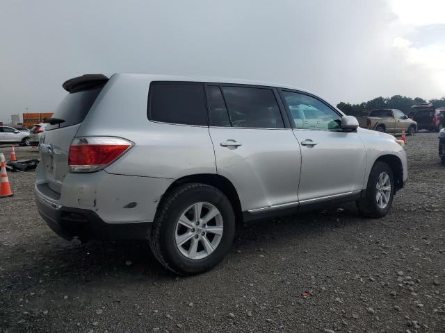 Vin: 5tdbk3eh4ds227018, lot: 62641965, toyota highlander base 20133