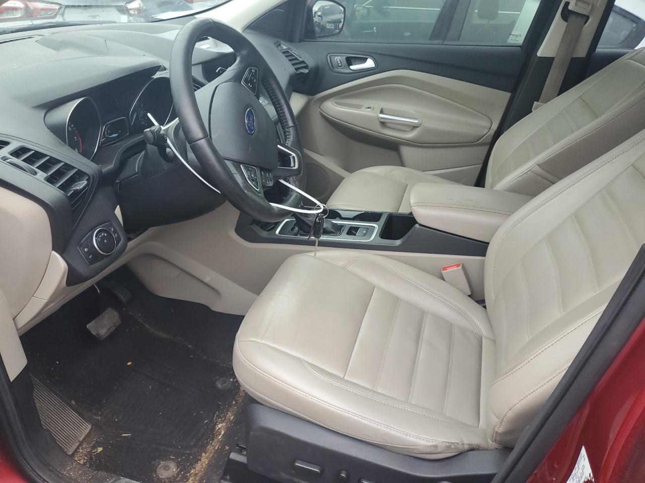 FORD ESCAPE SE