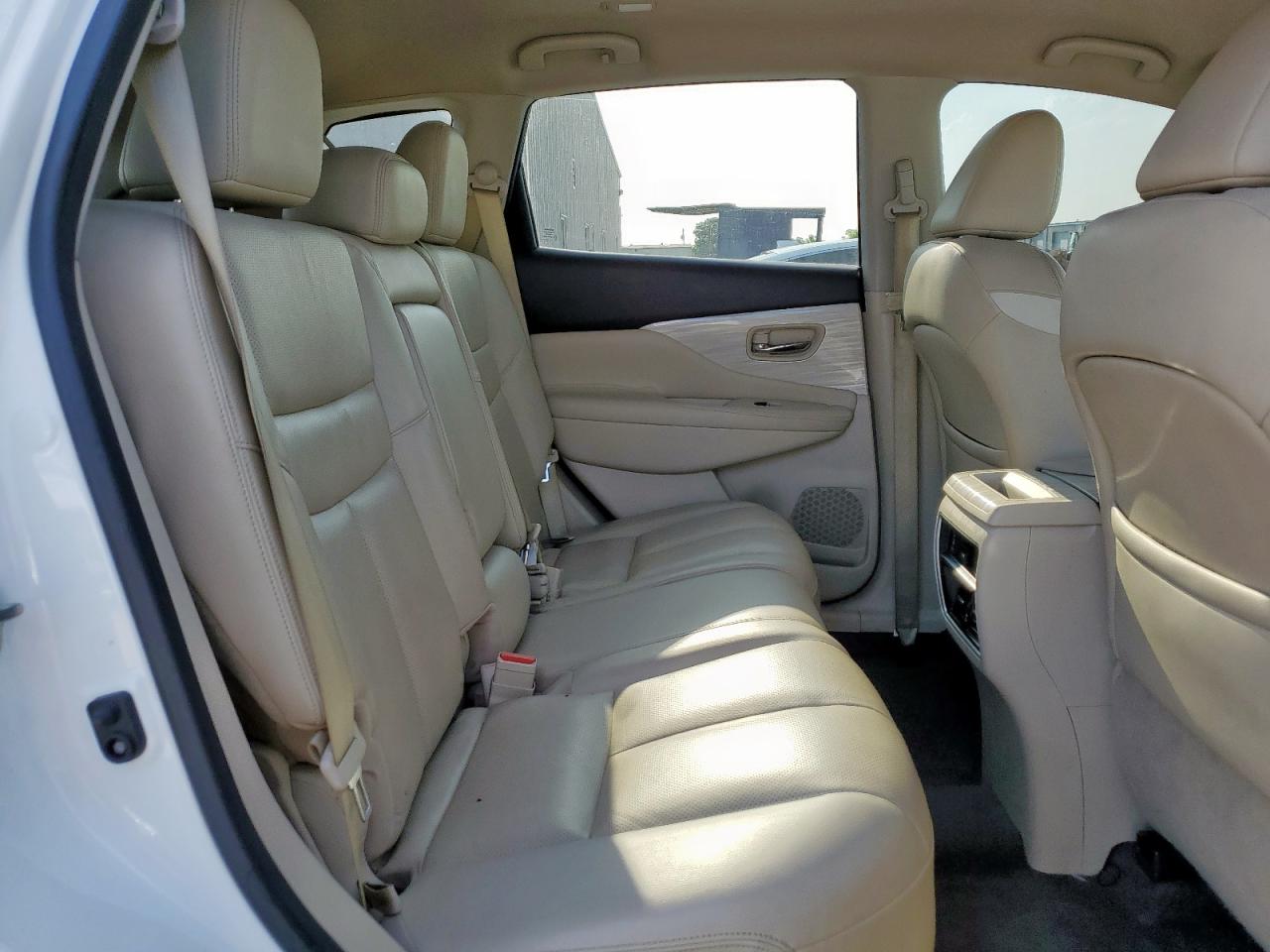 Nissan Murano s 2017