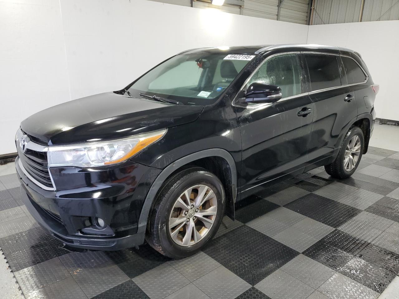 TOYOTA HIGHLANDER XLE