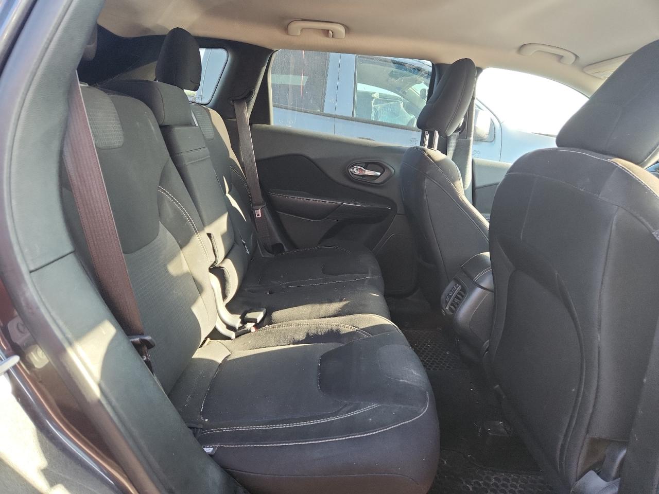 JEEP GRAND CHEROKEE LATITUDE