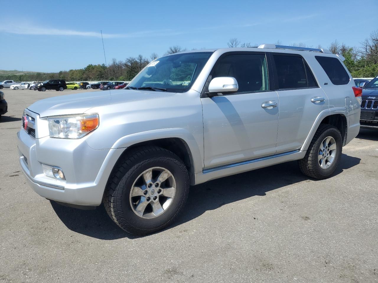 TOYOTA 4RUNNER SR5