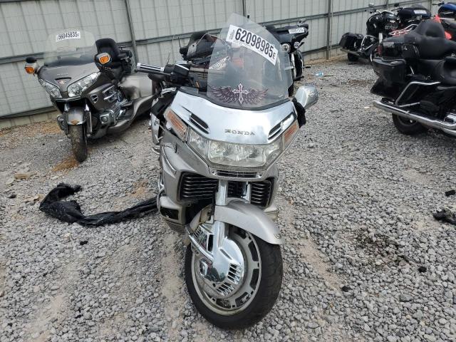 HONDA GL1500 SE 1998 silver  gas 1HFSC2230WA004352 photo #3