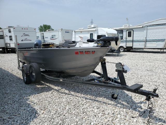 crestliner BOAT