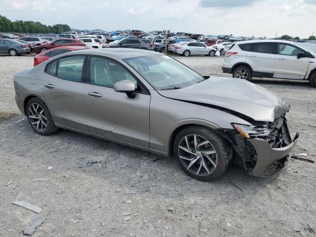 Vin: 7jr102fk8kg013728, lot: 59617285, volvo s60 t5 momentum 20194