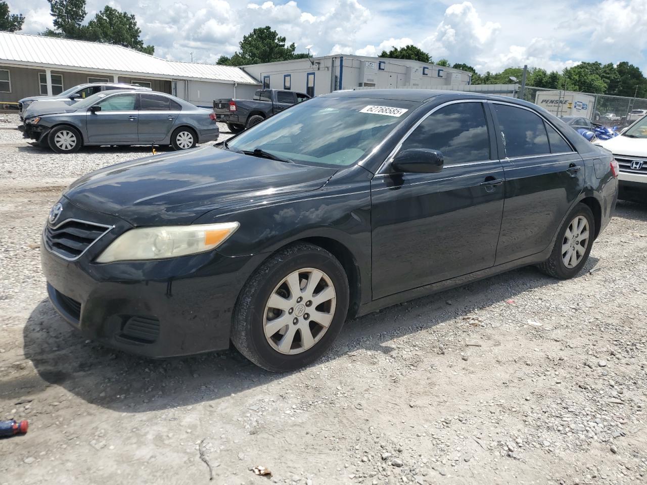 TOYOTA CAMRY BASE