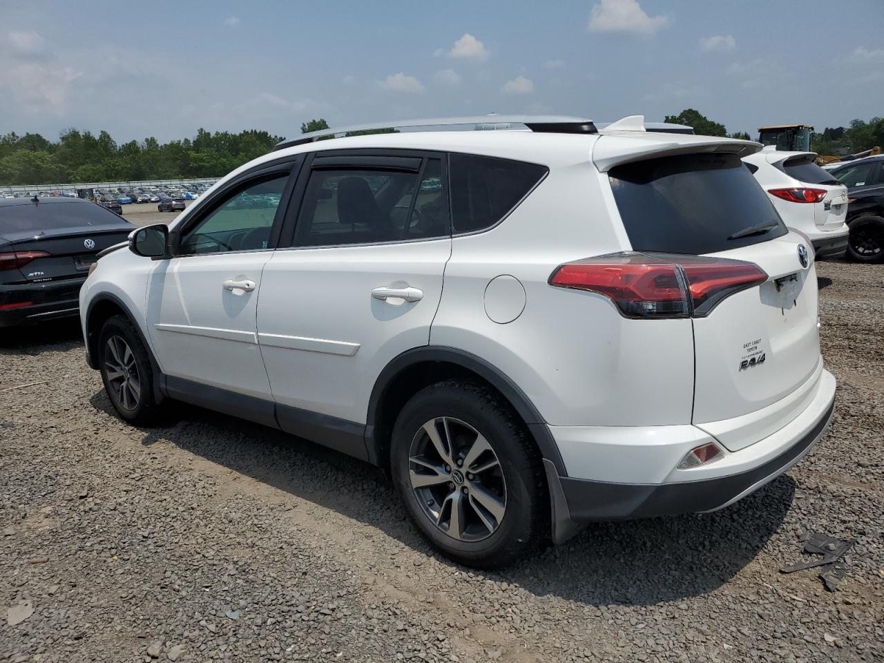 TOYOTA RAV4 XLE