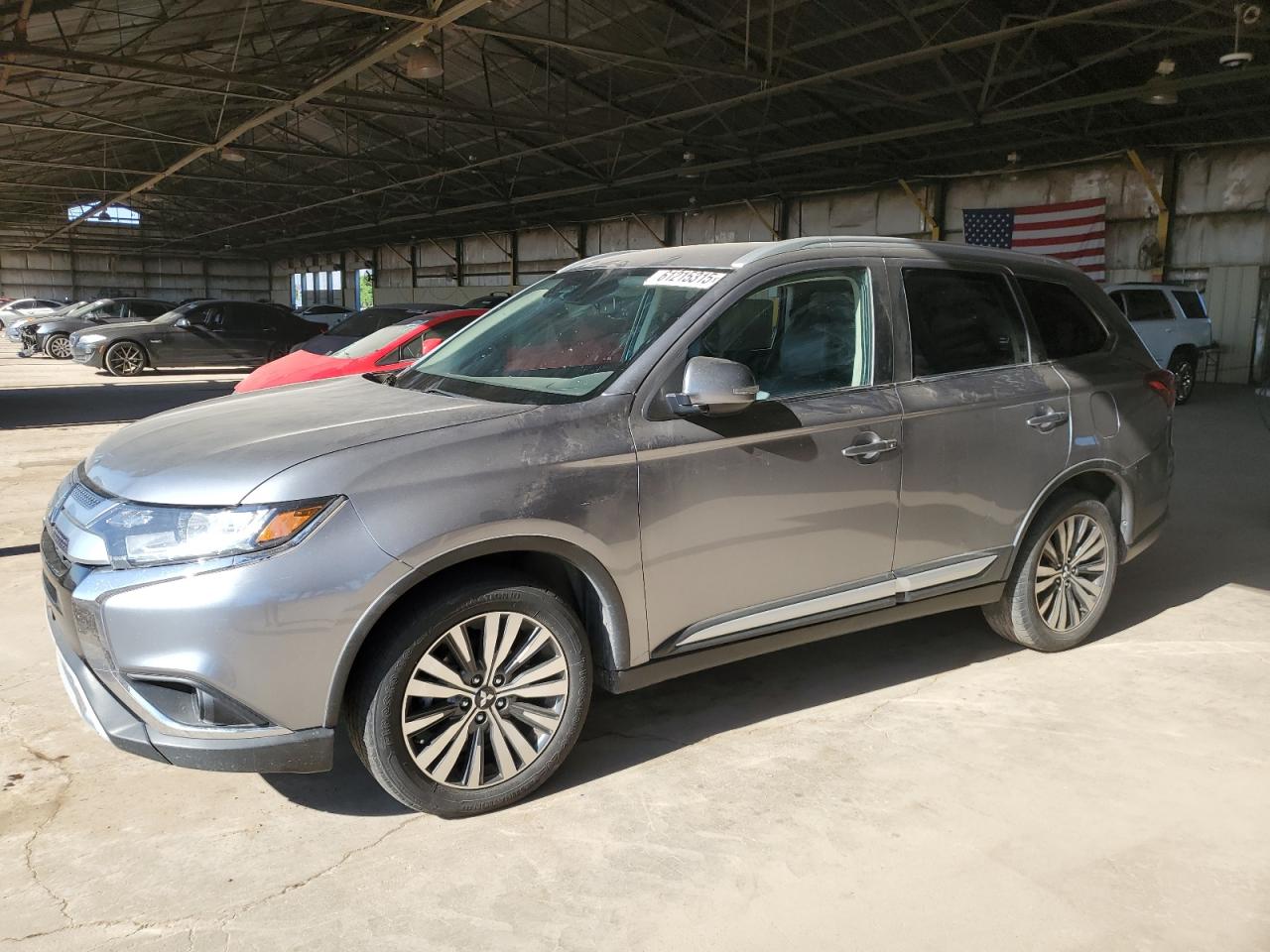 MITSUBISHI OUTLANDER SE