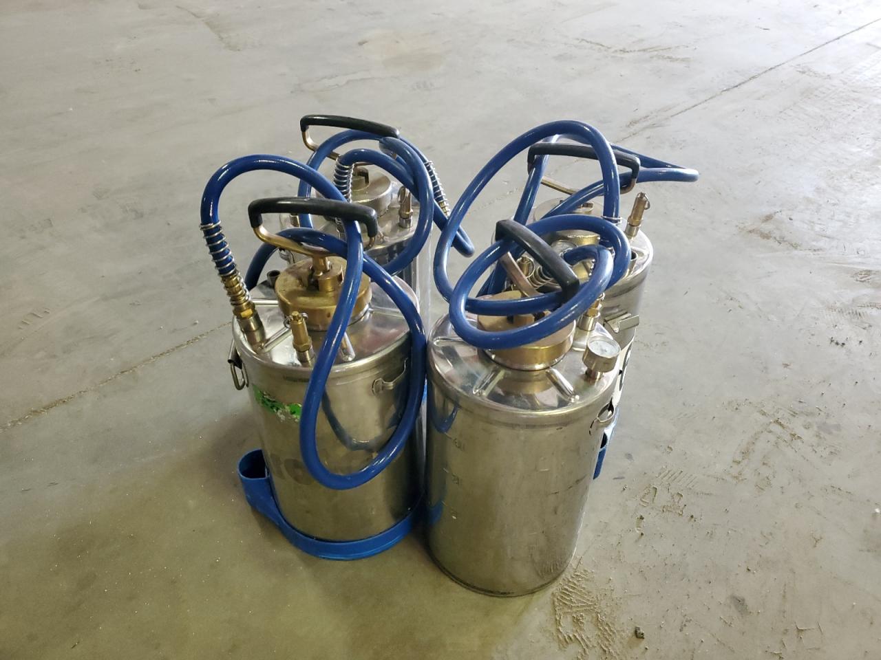 Lot #3182056105 2023 SPY PEST PUMP