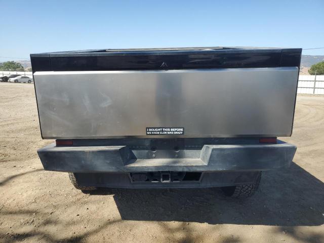 2024 TESLA CYBERTRUCK 7G2CEHED7RA019100