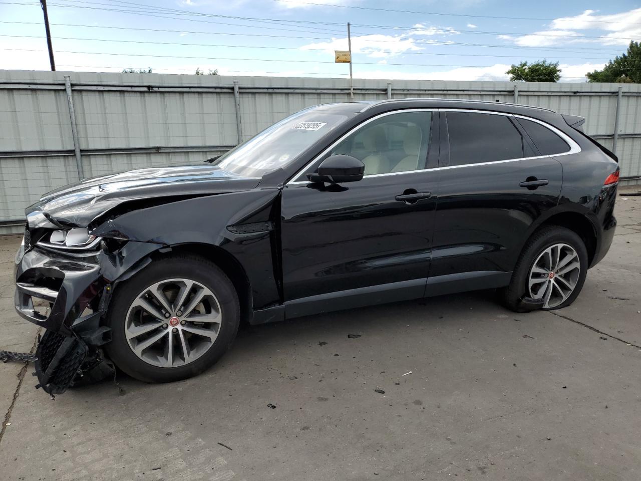 JAGUAR F-PACE PREMIUM