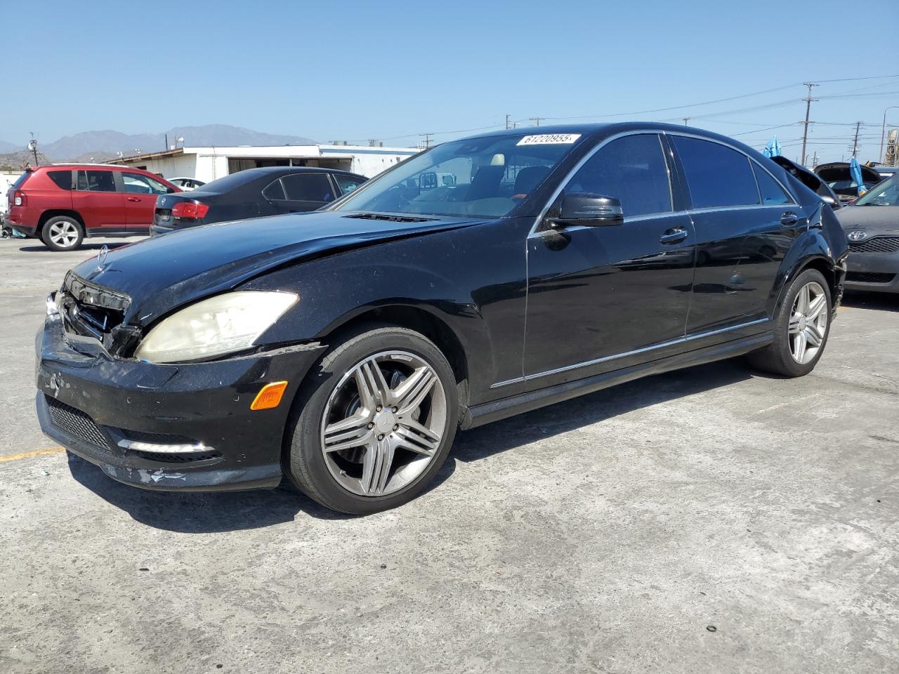 MERCEDES-BENZ S-CLASS 550