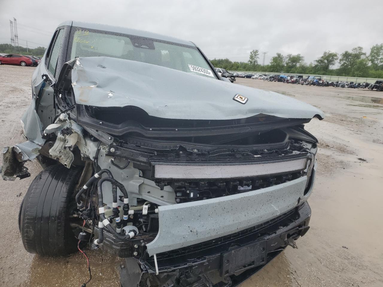 RIVIAN R1T LAUNCH EDITION