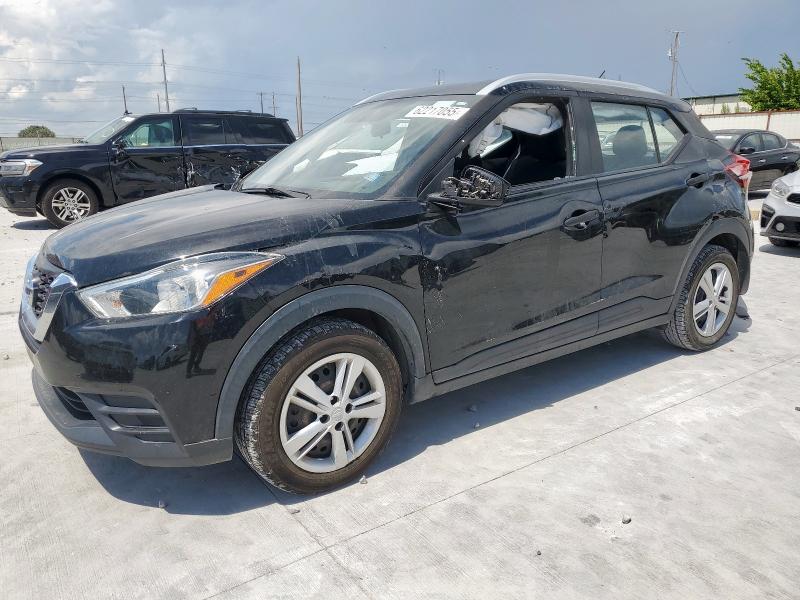 NISSAN KICKS S