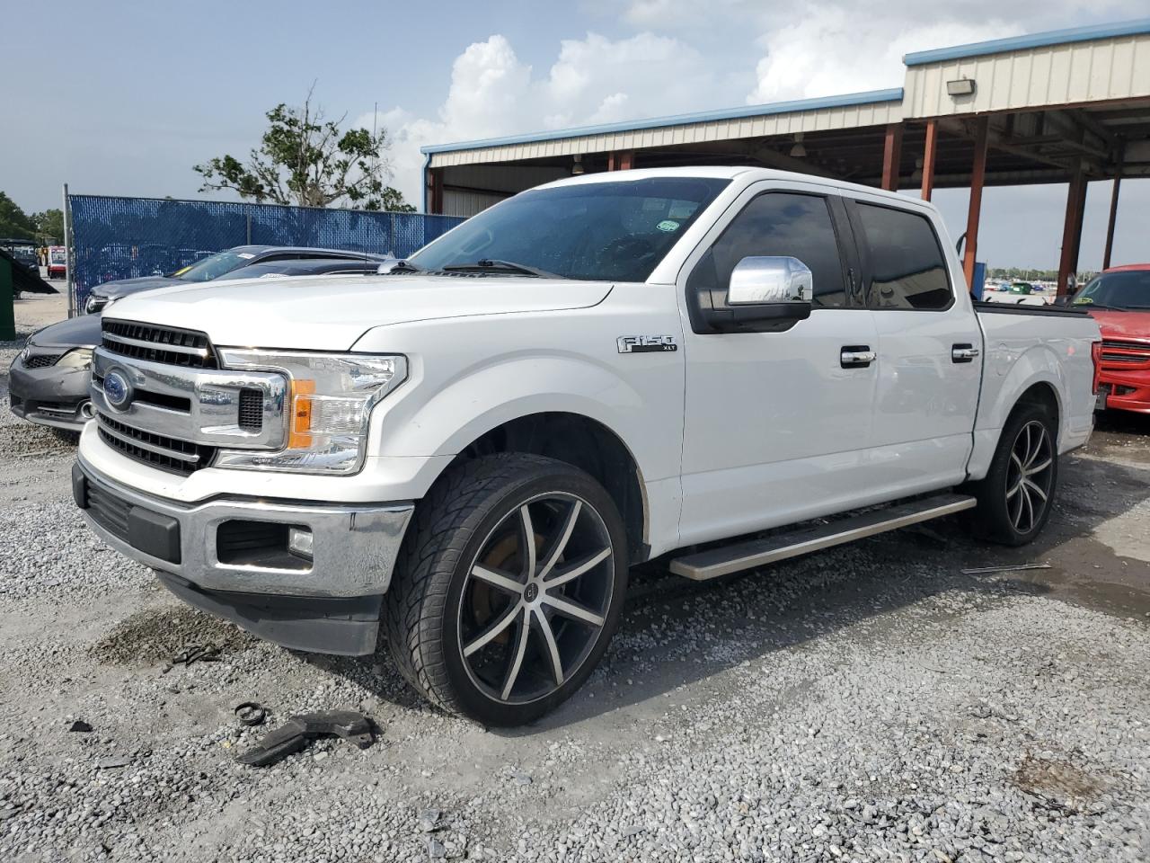 FORD F-150 SUPERCREW