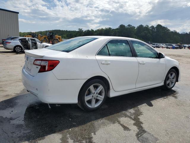 Vin: 4t1bf1fk7eu748584, lot: 60063405, toyota camry l 20143