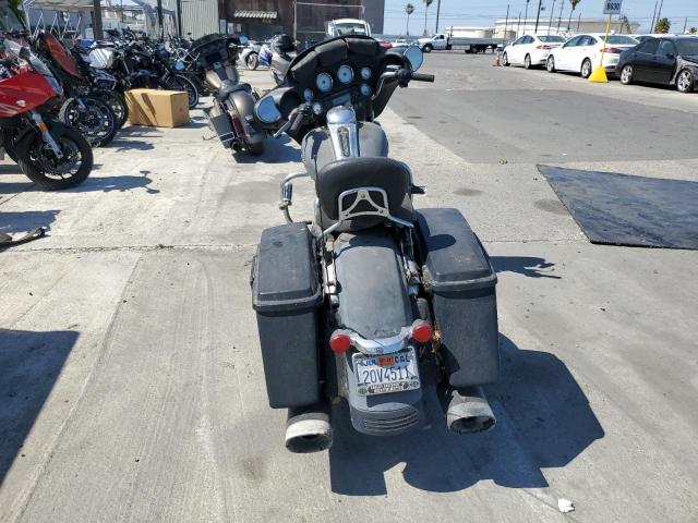 2011 HARLEY-DAVIDSON FLHX 1HD1KB430BB678185