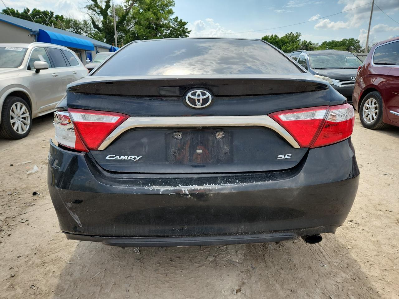TOYOTA CAMRY LE