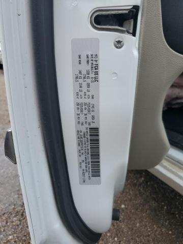 2015 CHRYSLER TOWN & COU 2C4RC1BGXFR716191