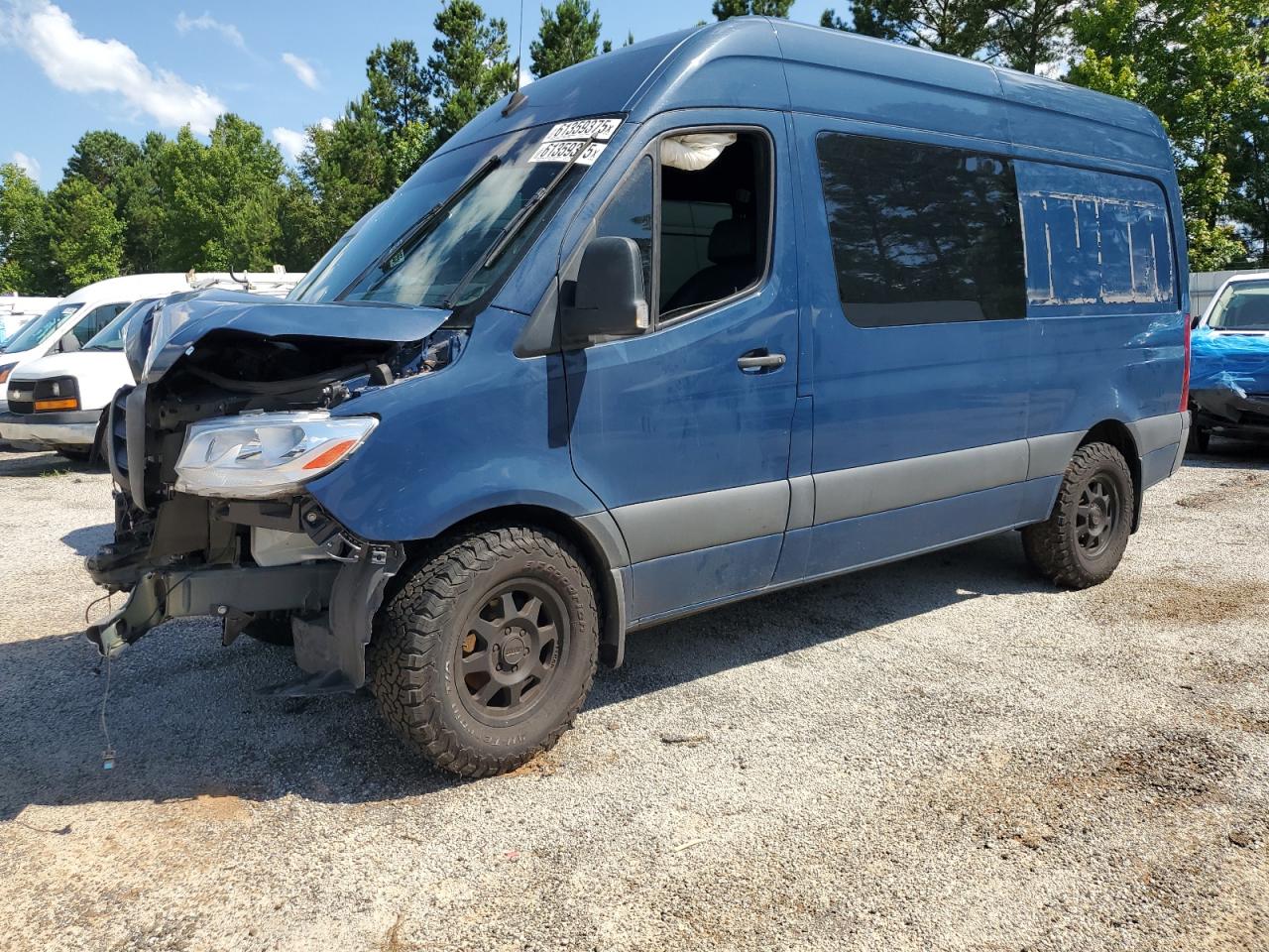 MERCEDES-BENZ SPRINTER 2500