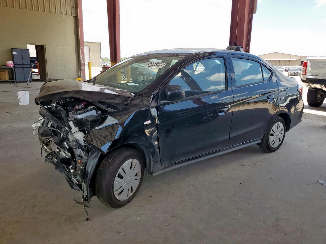 MITSUBISHI MIRAGE G4 ES