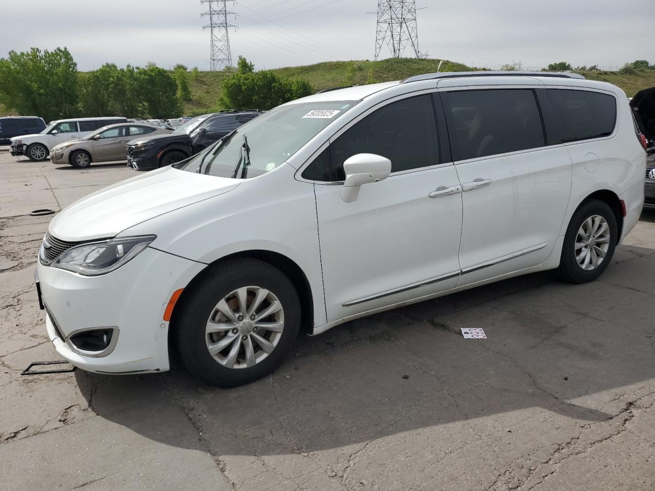 CHRYSLER PACIFICA TOURING L PLUS