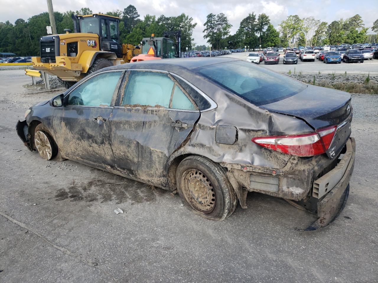 Toyota Camry le 2015