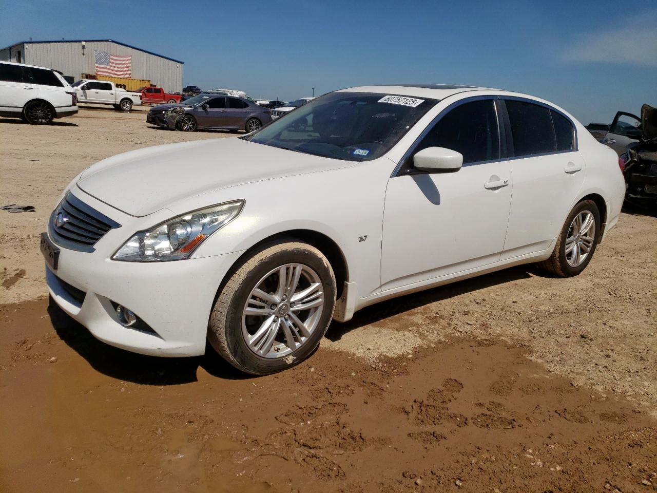 INFINITI Q40