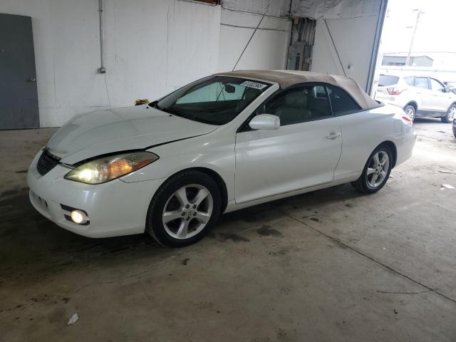TOYOTA CAMRY SOLA