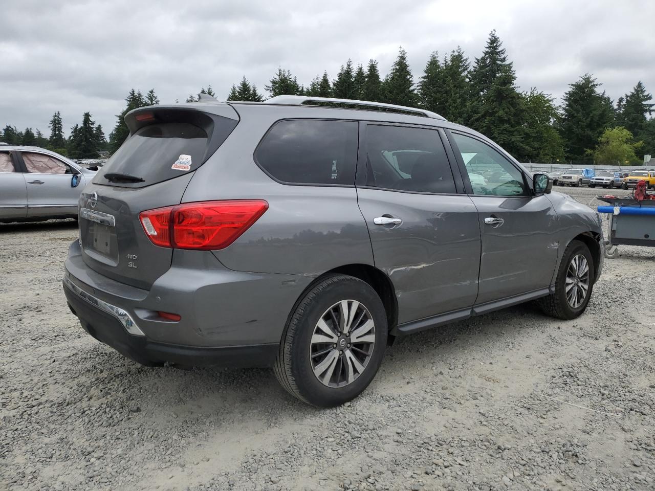 Nissan Pathfinder 2019