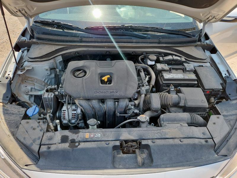 2020 HYUNDAI ELANTRA SE - 5NPD84LF5LH518422