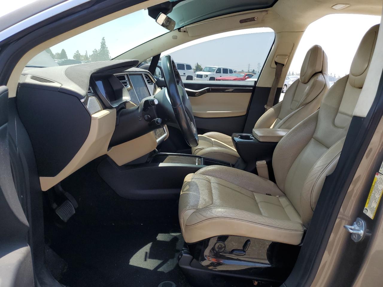 Tesla Model x 2016