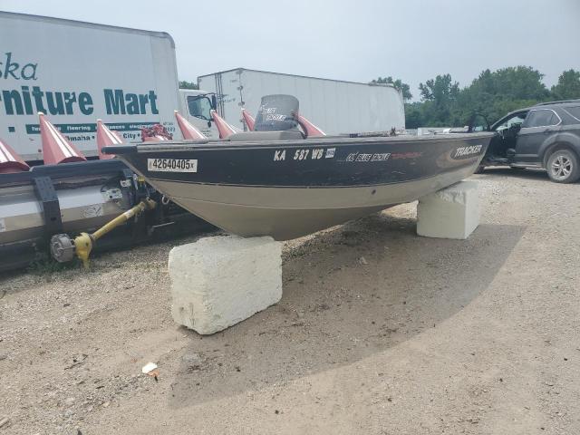 TRACKER BOAT 2001 BUJ70327G001 photo #3