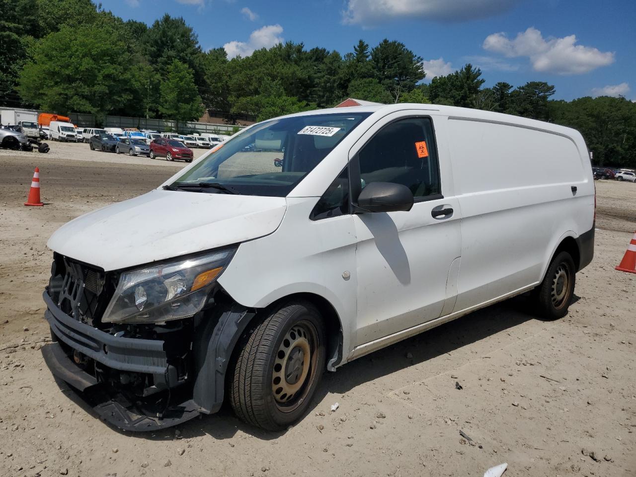 MERCEDES-BENZ METRIS