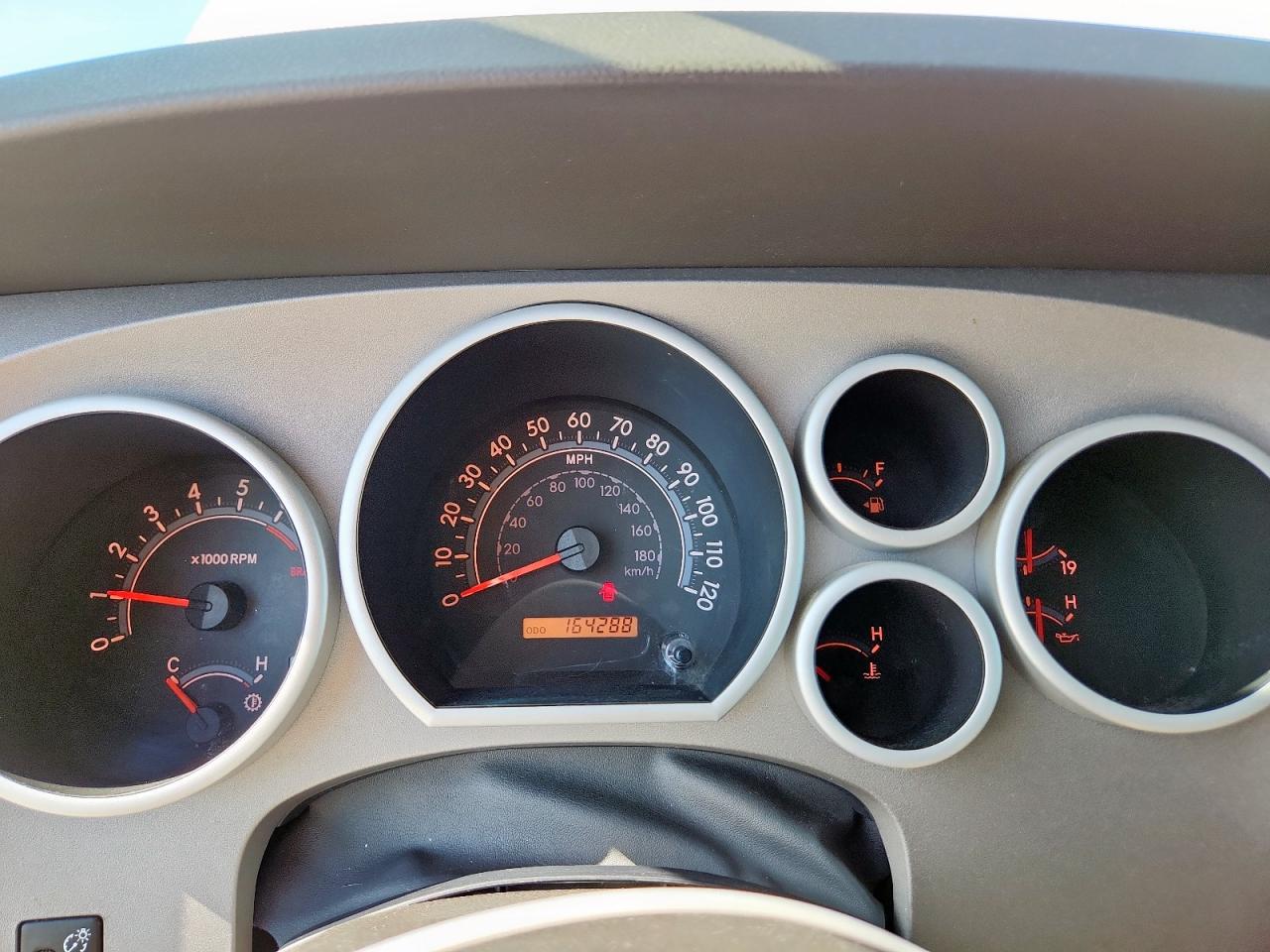 TOYOTA TUNDRA DOUBLE CAB SR5