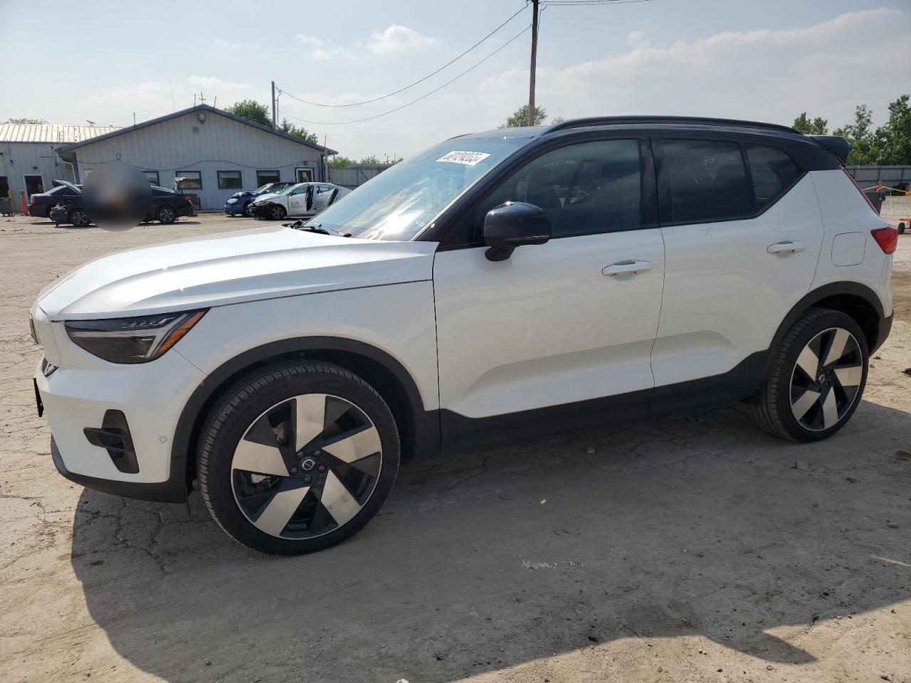 VOLVO XC40 RECHARGE PLUS