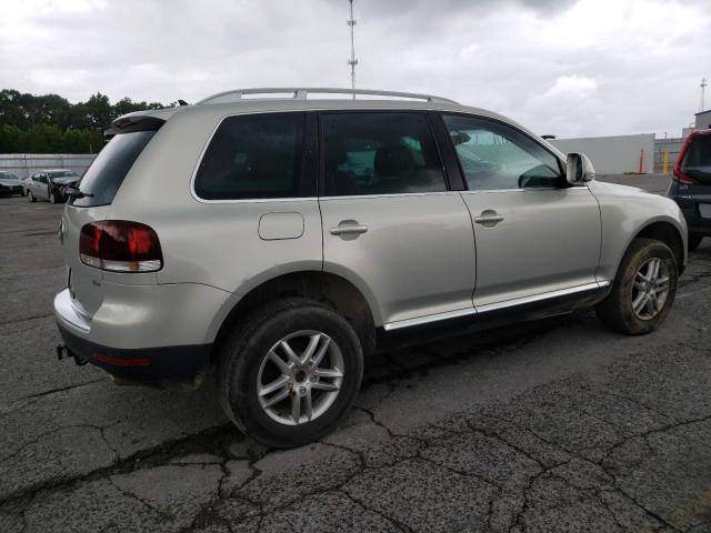 VOLKSWAGEN TOUAREG TD 2010 gray 4dr spor diesel WVGFK7A96AD004053 photo #4