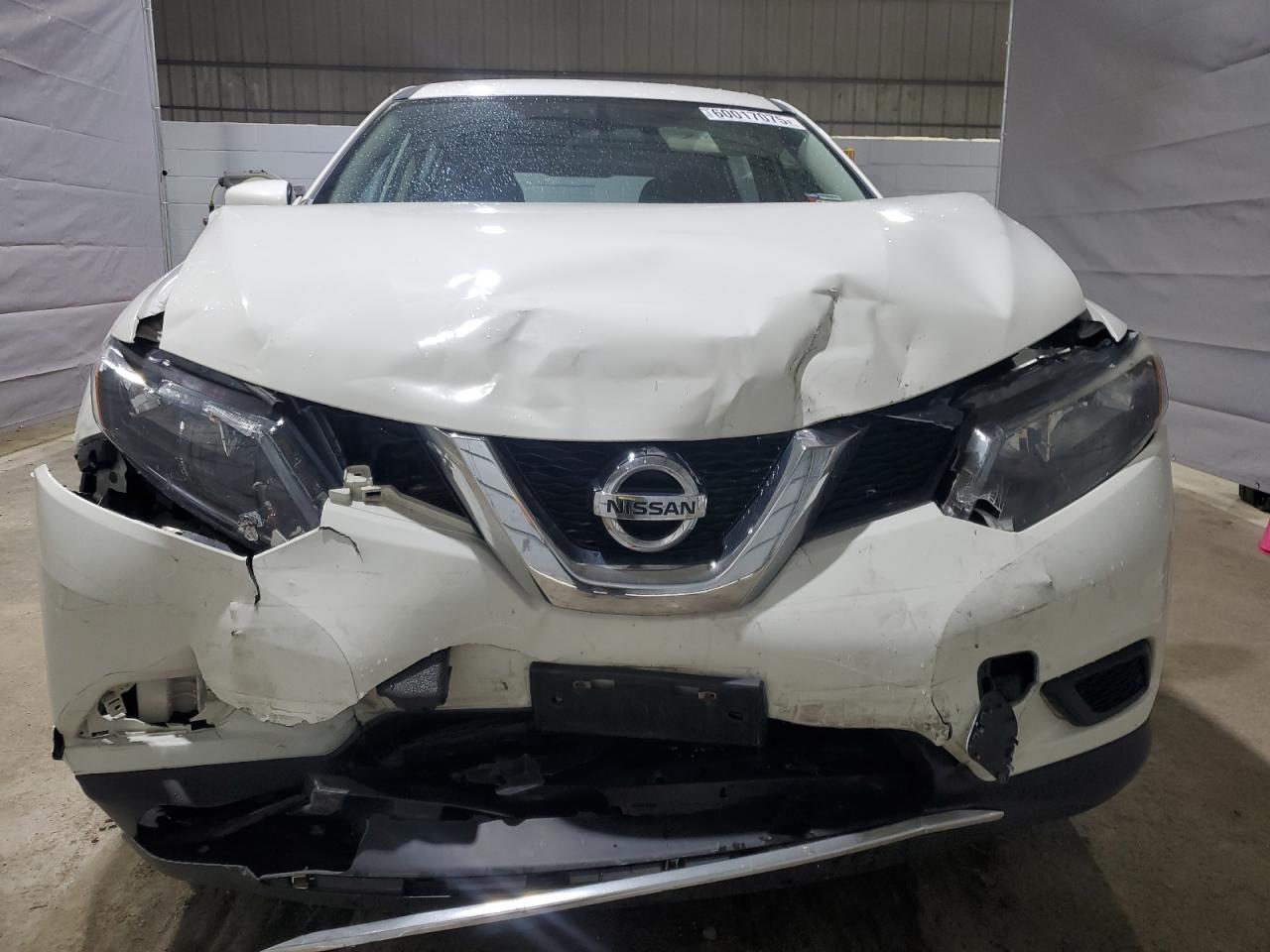 Nissan Rogue s 2016