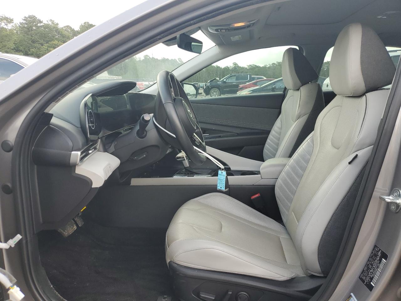 HYUNDAI ELANTRA LIMITED