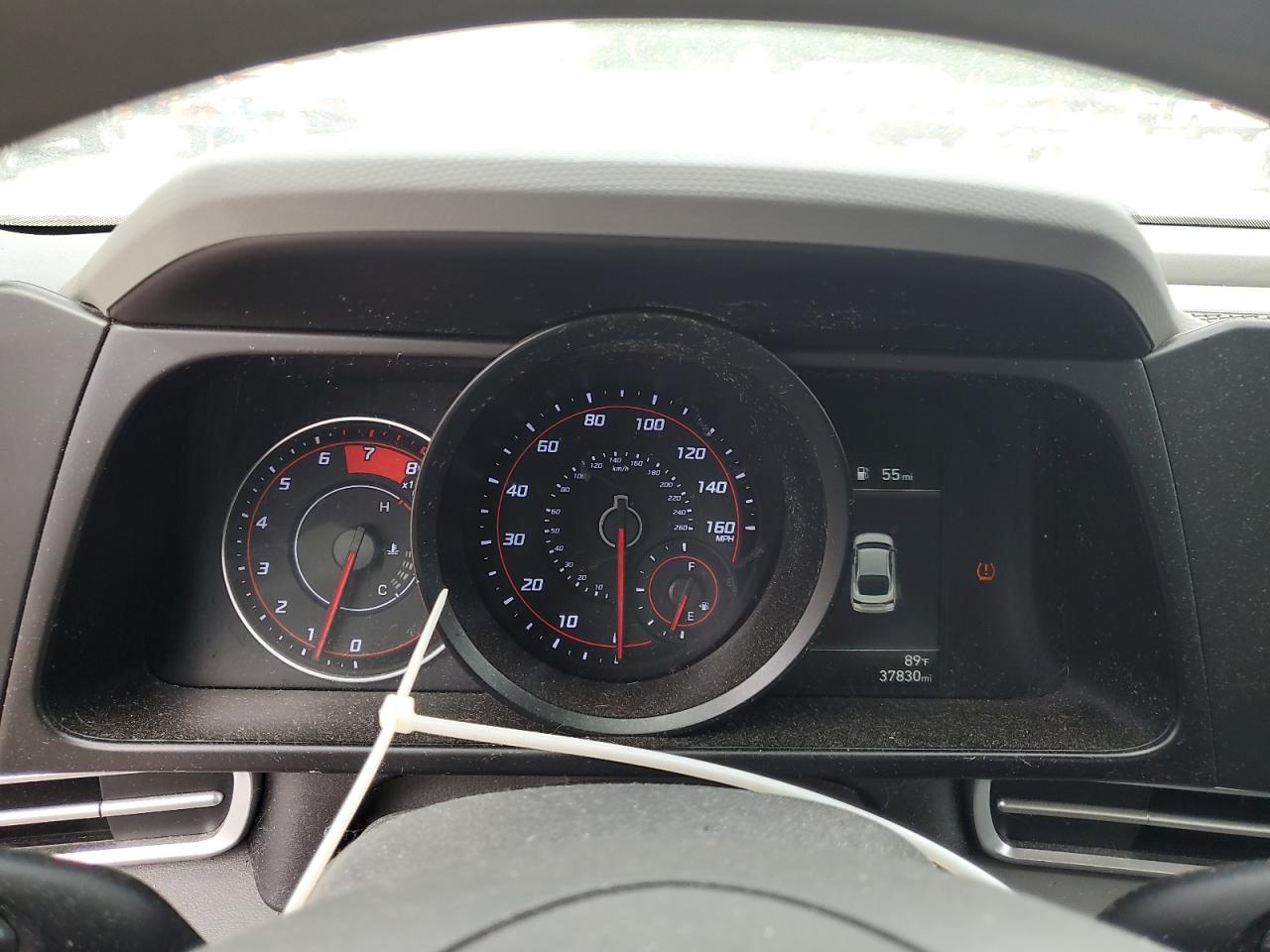 Hyundai Elantra 2022