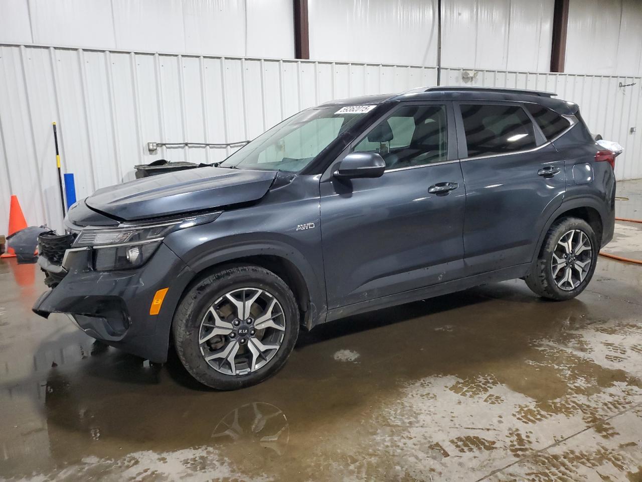 KIA SELTOS EX