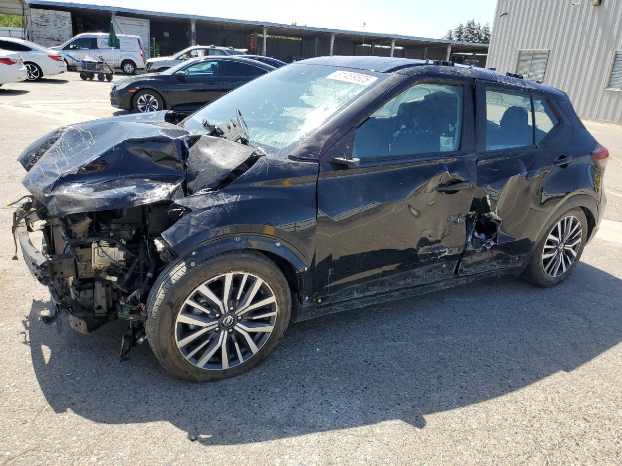 NISSAN KICKS SV