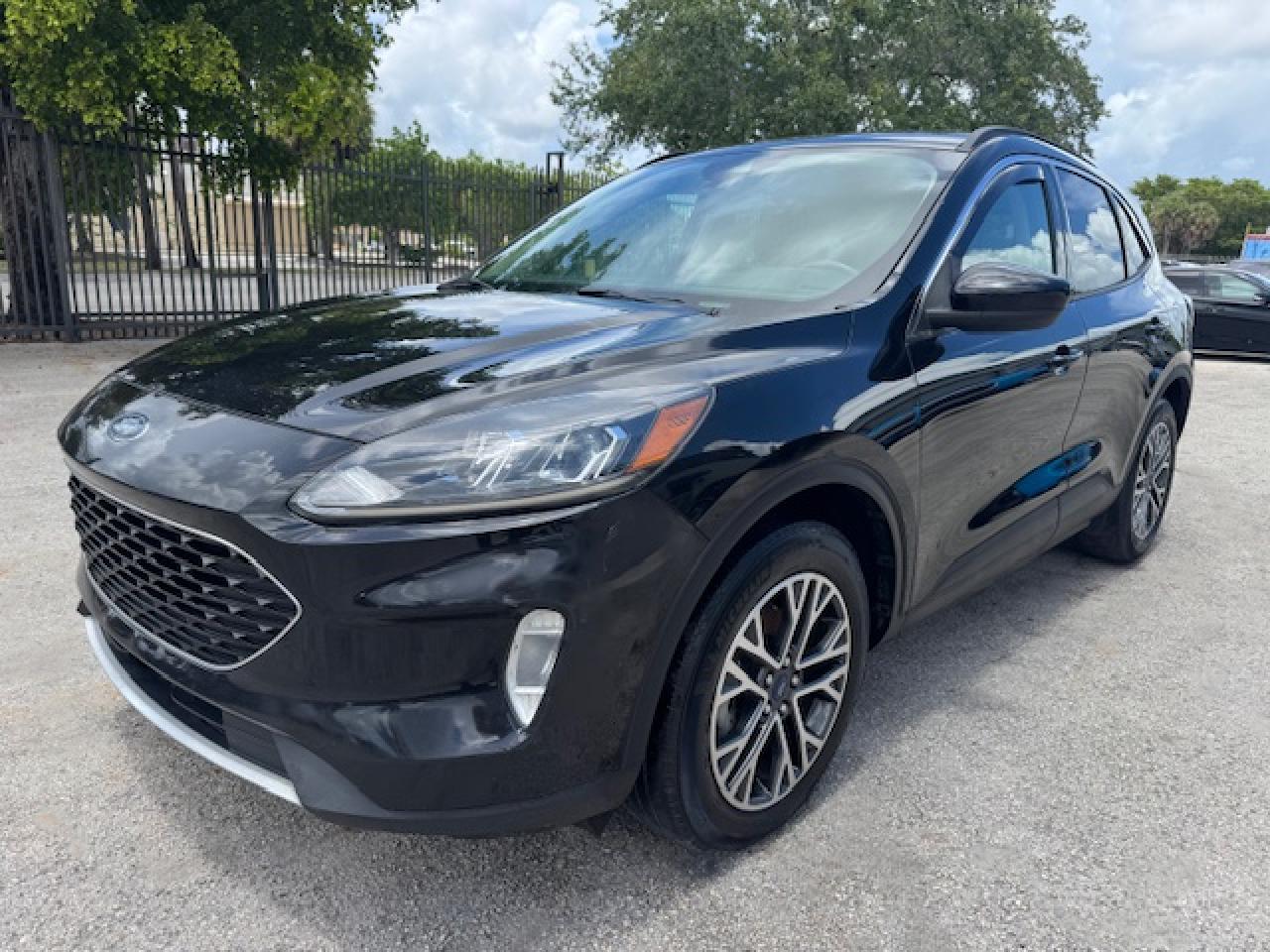 FORD ESCAPE SEL