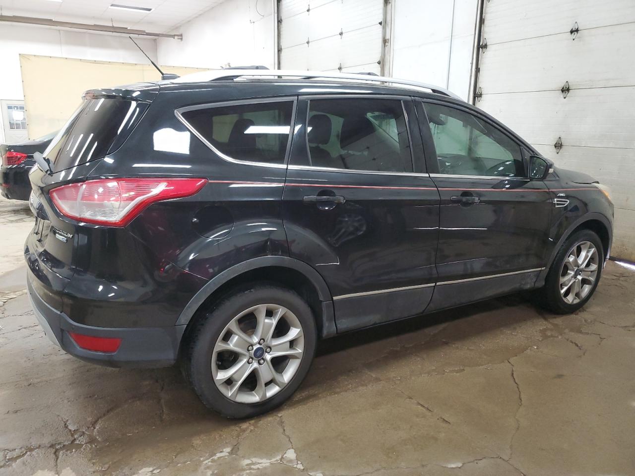 FORD ESCAPE TITANIUM