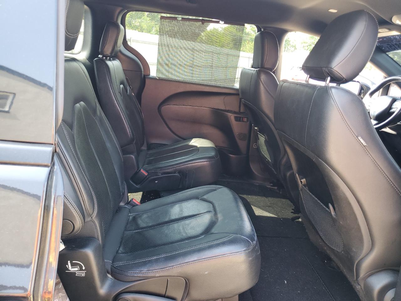 CHRYSLER PACIFICA TOURING L