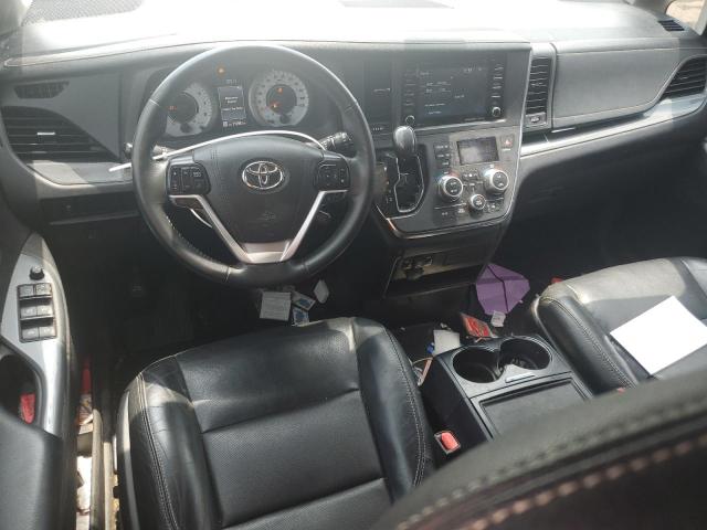 2018 TOYOTA SIENNA SE 5TDXZ3DC0JS930571