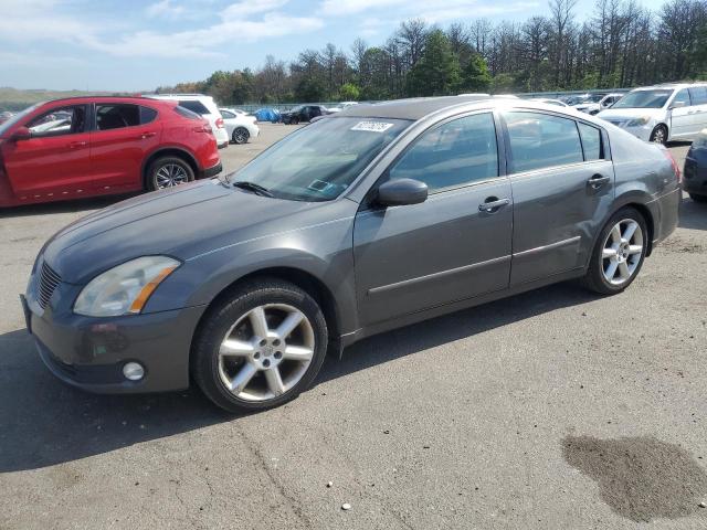 NISSAN MAXIMA SE