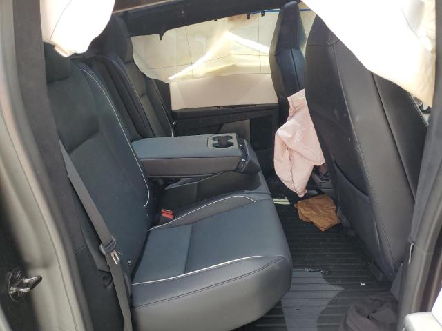 2024 TESLA CYBERTRUCK 7G2CEHED7RA010087
